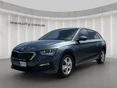 Gebraucht Skoda Scala Cool Plus 116 PS (85 kW) 2020 Grau Kleinwagen