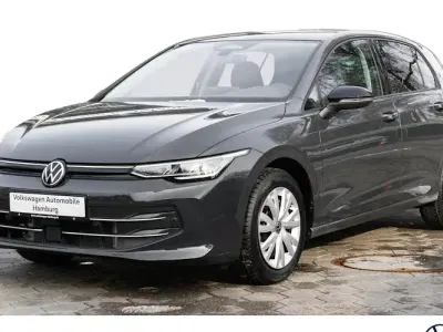 Neu VW Golf VIII Life 150 PS (110 kW) 2025 Grau Limousine