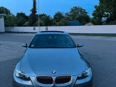 Gebraucht BMW 325 Basis 218 PS (160 kW) 2008 Grau Coupé