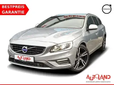 Gebraucht Volvo V60 R-Design 152 PS (111 kW) 2018 Silber Kombi