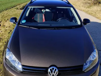Gebraucht VW Golf VII Match 105 PS (77 kW) 2013 Braun Kombi