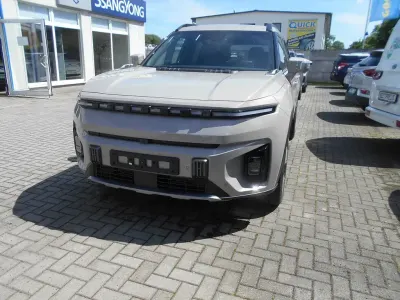 Gebraucht KGM Torres EVX 152 kW (207 PS) 2024 Beige SUV