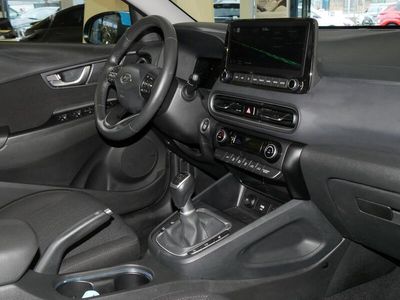 gebraucht Hyundai Kona 1,0 T-GDI 48V Trend Navi CarPlay PDC Sitzh.