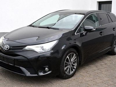Usata Toyota Avensis Edition-S 143 CV (105 kW) 2017 Nero Station wagon