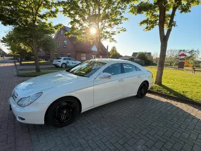 Gebraucht Mercedes CLS280 231 PS (169 kW) 2008 Weiß Limousine