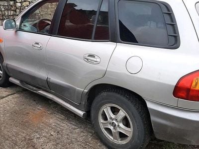 Gebraucht Hyundai Santa Fe 145 PS (106 kW) 2003 Silber SUV