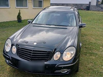 Gebraucht Mercedes E200 163 PS (119 kW) 2005 Schwarz Kombi