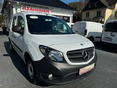 Używany Mercedes Citan 109 90 KM (66 kW) 2019 Biały Minivan