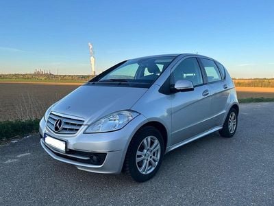 Silber Gebraucht 2009 Mercedes A150 Avantgarde Kleinwagen | 6.500 € (Etwas zu teuer)