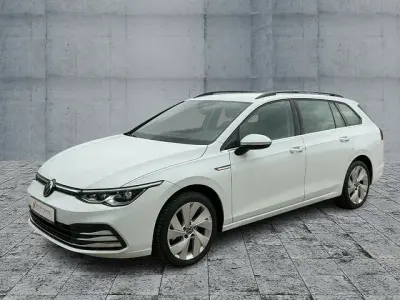 Gebraucht VW Golf VIII Style 150 PS (110 kW) 2021 Weiß Kombi