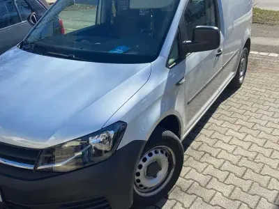 Gebraucht VW Caddy 102 PS (75 kW) 2016 Silber Van / Kleinbus