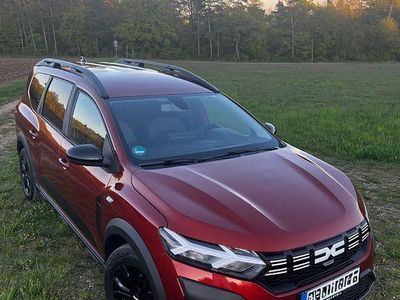 Second-hand Dacia Jogger Extreme 110 CP (80 kW) 2023 Monovolum