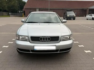 Gebraucht Audi A4 101 PS (74 kW) 1997 Silber Limousine