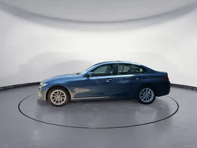 Gebraucht BMW 318 Comfort Edition 156 PS (114 kW) 2025 Blau Limousine