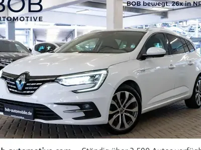 Gebraucht Renault Mégane GrandTour Techno 140 PS (102 kW) 2023 Weiß Kombi