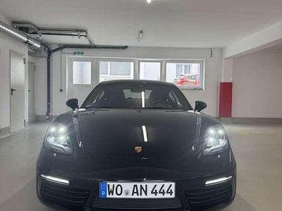 Porsche 718 Cayman