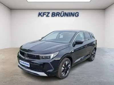 Gebraucht Opel Grandland X Business Elegance 300 PS (220 kW) 2021 Diamant schwarz metallic (metallic) SUV
