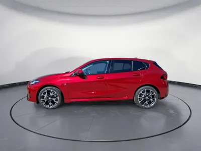 Gebraucht BMW 120 M Sport 156 PS (114 kW) 2025 Rot Kleinwagen