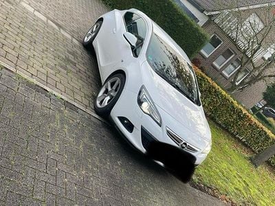 Opel Astra GTC