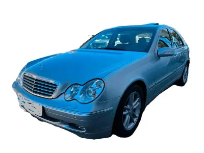 Gebraucht Mercedes 200 122 PS (89 kW) 2003 Silber Limousine