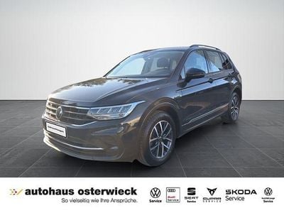 Gebraucht VW Tiguan Life 122 PS (89 kW) 2023 Grau SUV