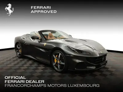 Second-hand Ferrari Portofino 620 CP (456 kW) 2022 Gri Cabrio