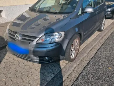 Gebraucht VW Golf Plus Cross 114 PS (83 kW) 2005 Grau Kleinwagen