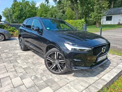 Gebraucht Volvo XC60 R-Design 197 PS (144 kW) 2022 Schwarz SUV