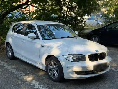 Gebraucht BMW 116 Advantage 122 PS (89 kW) 2010 Weiß Kleinwagen
