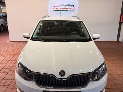 Gebraucht Skoda Fabia Drive 90 PS (66 kW) 2018 Weiß Kombi