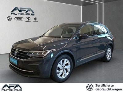 Gebraucht VW Tiguan Life 131 PS (96 kW) 2023 Grau SUV