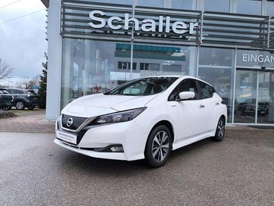 Gebraucht Nissan Leaf Acenta 110 kW (150 PS) 2022 Weiß Kleinwagen