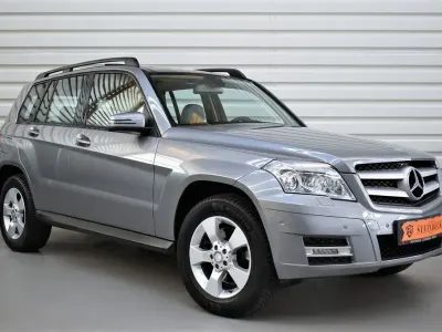 Gebraucht Mercedes GLK300 231 PS (169 kW) 2010 Silber SUV