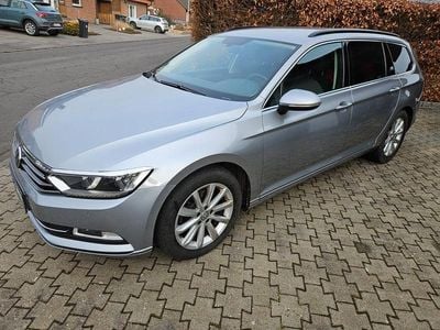 Silber Gebraucht 2017 VW Passat Comfortline Kombi | 15.900 € (Superpreis)