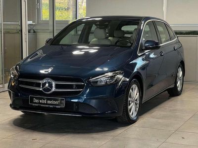 Blau Gebraucht 2019 Mercedes B200 Progressive Van / Kleinbus | 22.320 € (Fairer Preis)