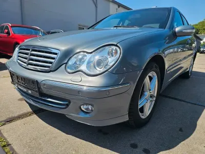 Gebraucht Mercedes C200 163 PS (119 kW) 2004 Grau Limousine