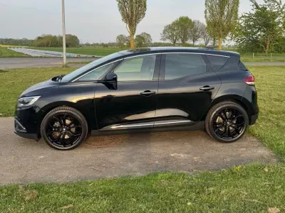 Gebraucht Renault Scénic IV Bose Edition 150 PS (110 kW) 2019 Schwarz Van / Kleinbus