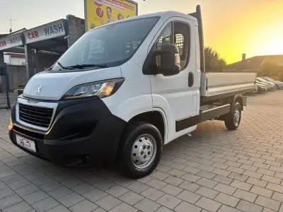Używany Peugeot Boxer 131 KM (96 kW) 2018 Biały Van