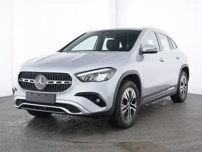 Gebraucht Mercedes GLA250 Progressive 218 PS (160 kW) 2025 Silber SUV