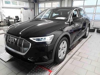 Gebraucht Audi e-tron Basis 230 kW (313 PS) 2022 Schwarz SUV
