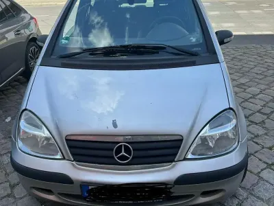 Używany Mercedes A170 95 KM (69 kW) 2003 Srebrny Hatchback