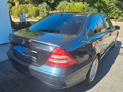Mercedes C200