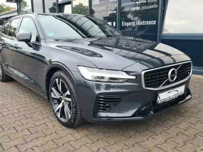 Gebraucht Volvo V60 R-Design 392 PS (288 kW) 2020 Grau Kombi