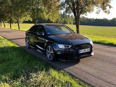 Schwarz Gebraucht 2018 Audi RS3 Sport Limousine | 49.999 € (Etwas zu teuer)