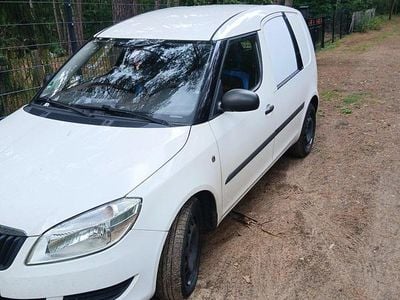 Gebraucht Skoda Roomster 75 PS (55 kW) 2014 Weiß Van / Kleinbus