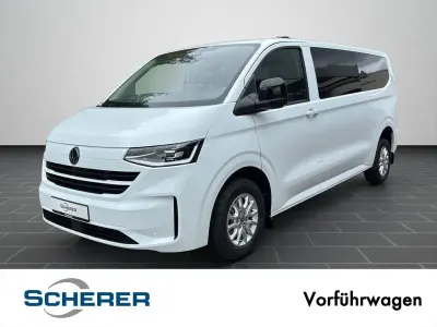 Gebraucht VW Caravelle Life 150 PS (110 kW) 2026 Clear white Van