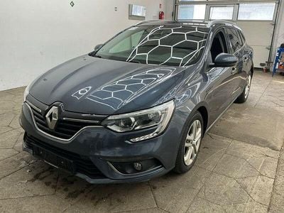 Second-hand Renault Mégane IV LIMITED 131 CP (96 kW) 2018 Gri Berlinǎ
