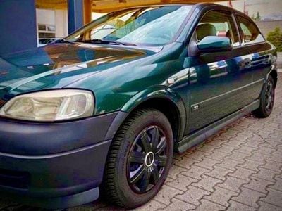 Gebraucht Opel Astra Edition 101 PS (74 kW) 1999 Grün Limousine