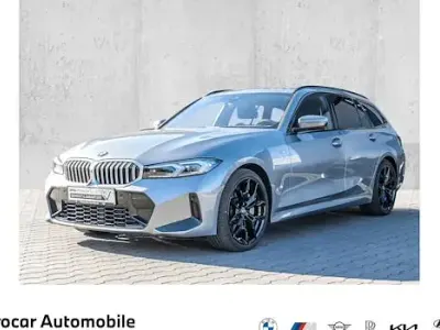 Gebraucht BMW 330 M Sport 286 PS (210 kW) 2024 Grau Kombi