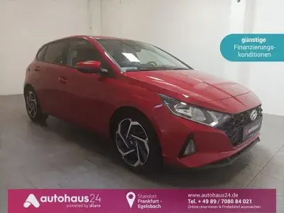 Gebraucht Hyundai i20 101 PS (74 kW) 2022 Rot Kleinwagen